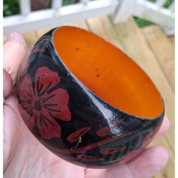 Wooden bangle Bracelet black & red Hawaiian hibiscus flowers - Picture 1 of 8